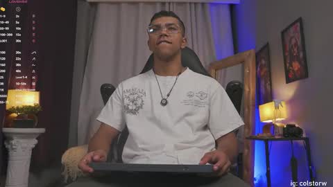 colstorw_ online show from April 2026 10:07:02 AM