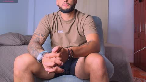 colt_perci online show from April 2026 04:49:02 AM