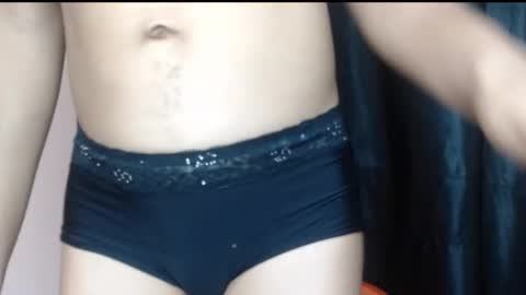 Snapshot of coltish_sexy chatting on January 2025 09:37:02 AM coltish_sexy online show from January 2025 09:37:02 AM