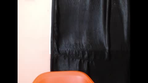 Snapshot of coltish_sexy chatting on March 2025 12:23:01 PM coltish_sexy online show from March 2025 12:23:01 PM