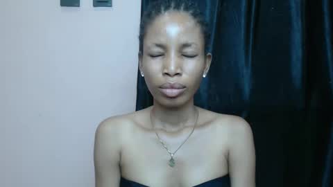 Snapshot of coltish_sexy chatting on March 2025 12:33:02 PM coltish_sexy online show from March 2025 12:33:02 PM