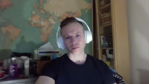 Snapshot of comecontrol chatting on March 2025 08:46:01 AM comecontrol online show from March 2025 08:46:01 AM