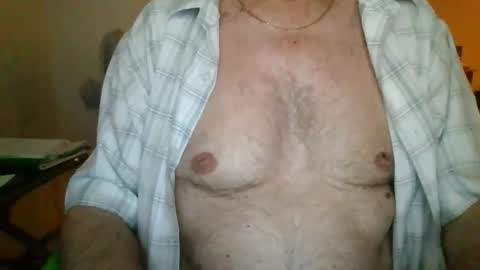 Snapshot of comeonmymouth chatting on February 2026 12:42:02 AM comeonmymouth online show from February 2026 12:42:02 AM