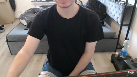 Snapshot of commanderchip chatting on October 2025 03:35:02 PM commanderchip online show from October 2025 03:35:02 PM