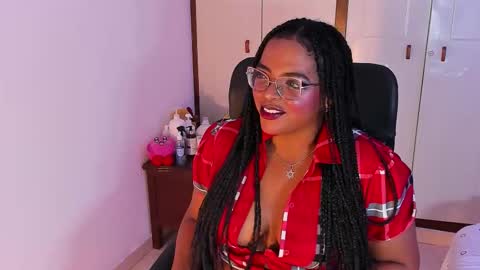 conielaurenth online show from September 2025 05:41:01 AM