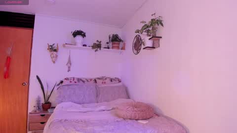 Snapshot of connie_deep chatting on January 2025 04:27:01 PM connie online show from January 2025 04:27:01 PM