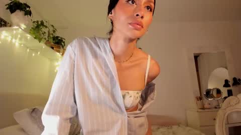 Snapshot of connie_deep chatting on February 2025 04:18:01 PM connie online show from February 2025 04:18:01 PM