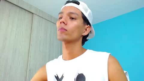 Connor online show from October 2025 04:09:02 AM