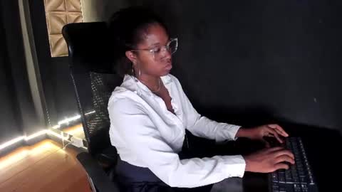Snapshot of connywellss chatting on June 2026 06:54:02 PM Nilo Solem online show from June 2026 06:54:02 PM