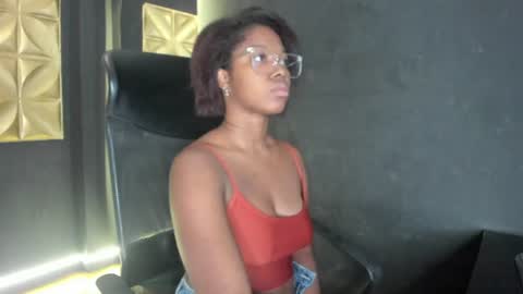Snapshot of connywellss chatting on June 2026 07:04:01 PM Nilo Solem online show from June 2026 07:04:01 PM
