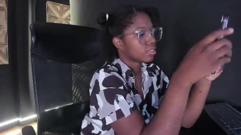 Snapshot of connywellss chatting on July 2026 07:02:02 PM Nilo Solem online show from July 2026 07:02:02 PM