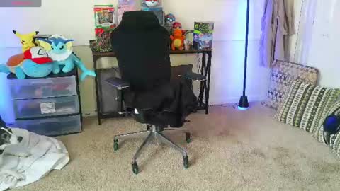 Snapshot of controllercutie chatting on June 2026 03:03:01 PM controllercutie online show from June 2026 03:03:01 PM