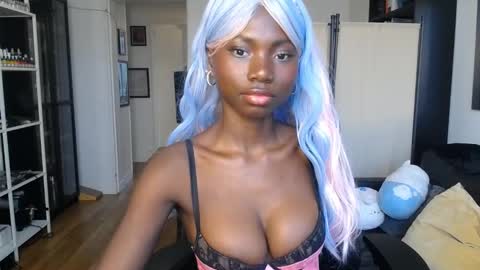 Snapshot of conymegan chatting on February 2025 08:46:01 AM Carola independent model online show from February 2025 08:46:01 AM