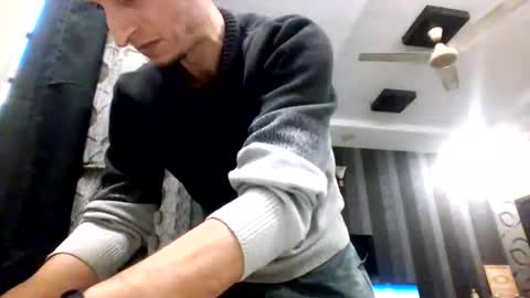 Snapshot of cool2buddies chatting on November 2025 10:37:02 AM Cool2Buddies online show from November 2025 10:37:02 AM