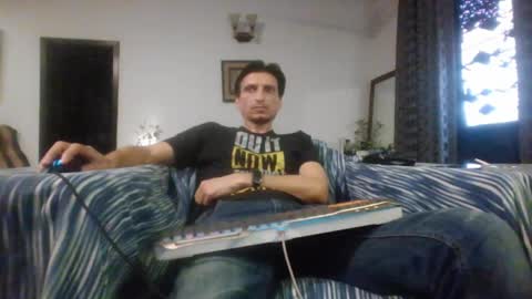 Cool2Buddies online show from May 2026 01:58:02 AM