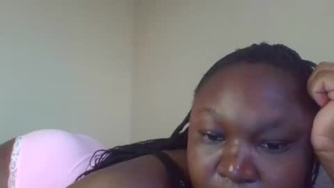 coolgirl001 online show from October 2025 01:03:02 PM