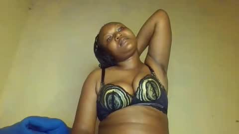 coolgirl001 online show from March 2026 05:35:01 AM