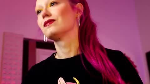 Ginger The Cringer online show from May 2026 08:32:02 AM