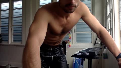 VADONIS online show from February 2025 01:53:02 PM