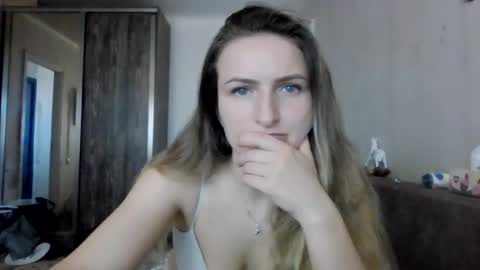 Snapshot of cora_fora chatting on March 2026 10:10:01 AM cora_fora online show from March 2026 10:10:01 AM