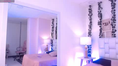 Coral online show from September 2025 12:29:01 PM