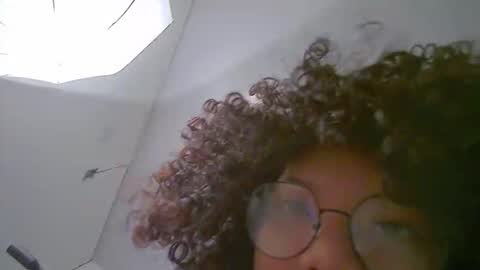 Snapshot of coraline_777 chatting on April 2026 04:44:02 AM coraline_777 online show from April 2026 04:44:02 AM