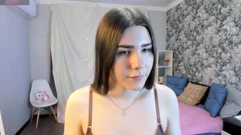 Snapshot of coraline_kitty chatting on June 2026 03:56:02 PM Coraline online show from June 2026 03:56:02 PM