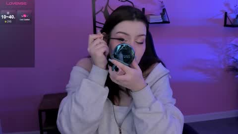 little girl who is always right or Coraline online show from February 2025 05:04:01 AM