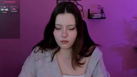 little girl who is always right or Coraline online show from February 2025 06:21:02 AM