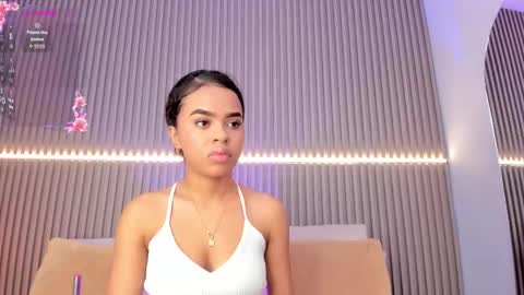 Snapshot of coralineross_ chatting on October 2025 11:13:02 AM coralineross_ online show from October 2025 11:13:02 AM