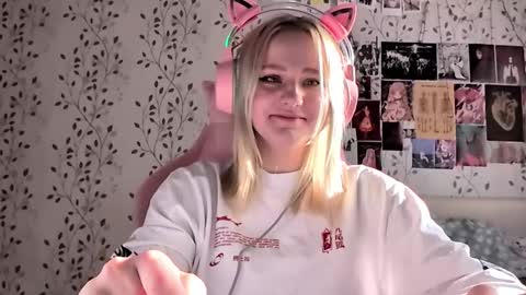 Sandra online show from February 2026 08:10:01 AM