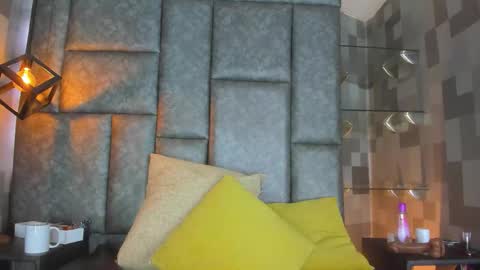 Cori  online show from October 2025 11:30:01 AM