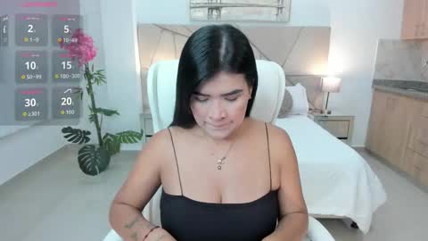 Corina White online show from September 2025 08:03:01 AM