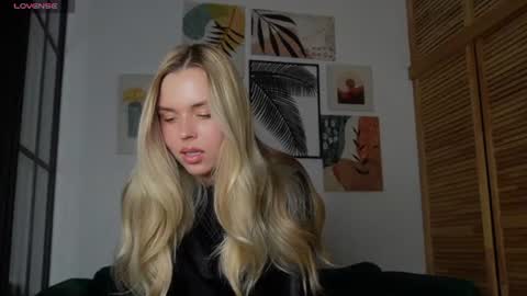 Snapshot of corni__ chatting on July 2026 07:57:01 PM Im Cornelia FANSLY free telegram INSTA online show from July 2026 07:57:01 PM