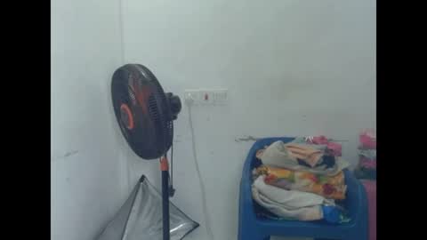 cornxcunt online show from June 2026 10:23:02 PM