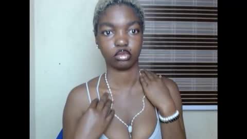 Snapshot of cornxcuntx chatting on September 2025 07:19:02 PM cornxcuntx online show from September 2025 07:19:02 PM