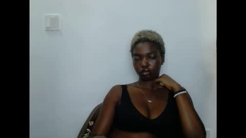 Snapshot of cornxcuntx chatting on October 2025 12:55:01 PM cornxcuntx online show from October 2025 12:55:01 PM