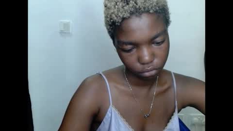 Snapshot of cornxcuntx chatting on October 2025 07:34:02 AM cornxcuntx online show from October 2025 07:34:02 AM