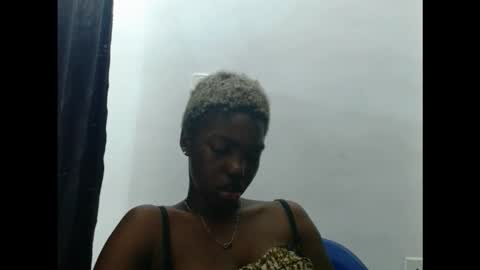 Snapshot of cornxcuntx chatting on October 2025 07:32:01 AM cornxcuntx online show from October 2025 07:32:01 AM