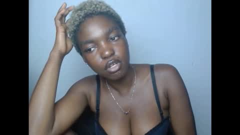 Snapshot of cornxcuntx chatting on November 2025 07:27:01 PM cornxcuntx online show from November 2025 07:27:01 PM