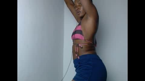 Snapshot of cornxslut chatting on October 2025 01:03:01 AM cornxslut online show from October 2025 01:03:01 AM