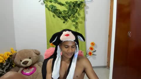 Ethan  online show from December 2024 04:19:01 AM