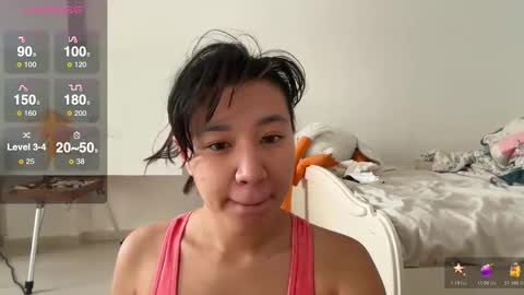 Snapshot of cosmo_pussy chatting on December 2025 09:35:02 AM Lina online show from December 2025 09:35:02 AM