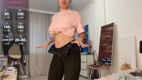 Snapshot of cosmo_pussy chatting on February 2026 11:47:02 AM Lina online show from February 2026 11:47:02 AM