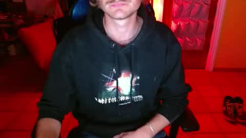 Snapshot of couldbesleeping chatting on December 2025 01:11:01 AM couldbe online show from December 2025 01:11:01 AM