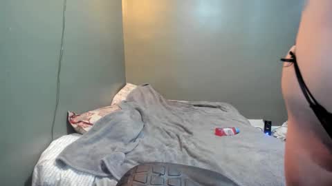 couple4cam777 online show from January 2026 05:32:01 AM