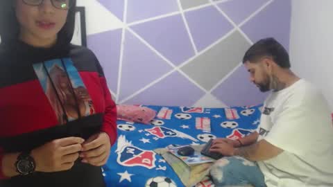 couple_hot069 online show from February 2026 05:00:02 AM