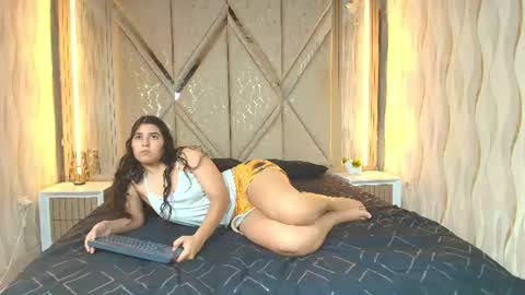 Snapshot of couple_hot_2025 chatting on July 2026 07:18:02 AM Ricardo Isabella online show from July 2026 07:18:02 AM