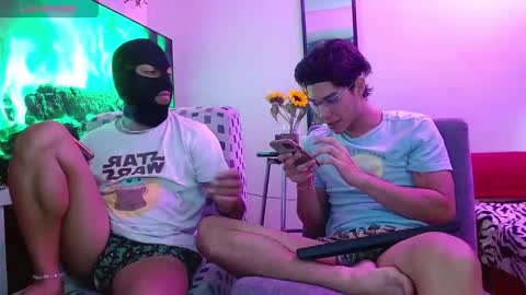 Snapshot of couple_hotfd chatting on February 2026 10:17:02 PM Couple hotFD online show from February 2026 10:17:02 PM