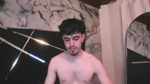 couple_in_heat_ online show from April 2026 08:37:01 PM